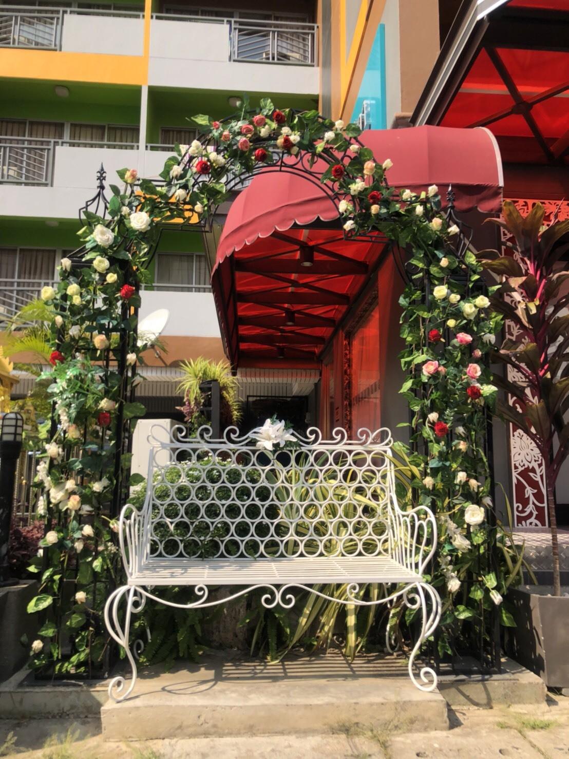 Roseate Ratchada Aparthotel Bangkok Exterior foto